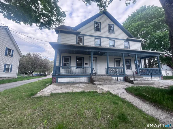 $1,350 | 32-34 Linnell Street, Unit 34, Plainfield, CT 06354
