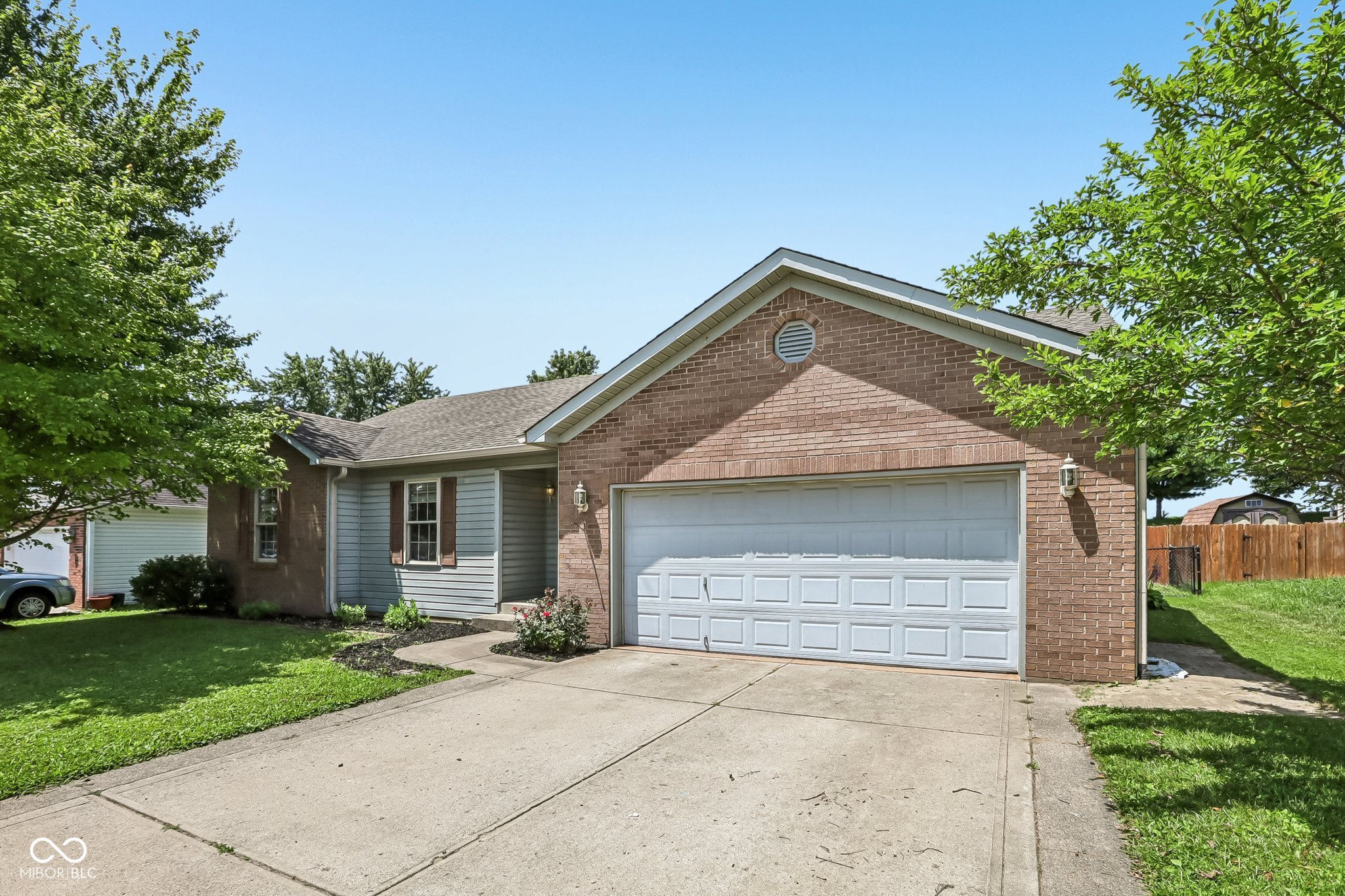 56 Clear Spring Road Trafalgar, IN 46181 - Photo 2 of 34