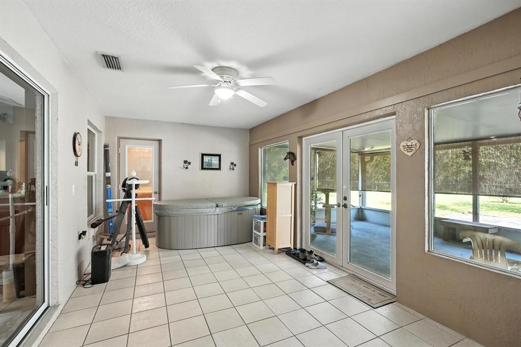 29933 Fullerville Road DeLand, FL 32720 - Photo 26 of 57 a view of a electric appliances in a room