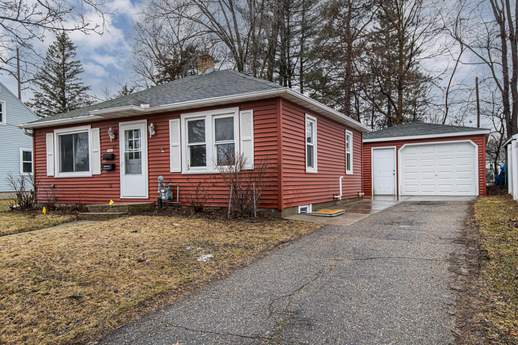 213 15th Avenue Northeast Rochester, MN 55906 - Photo 1 of 1