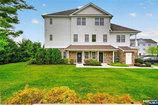 $475,000 | 58 Elston Court, Wanaque, NJ 07420