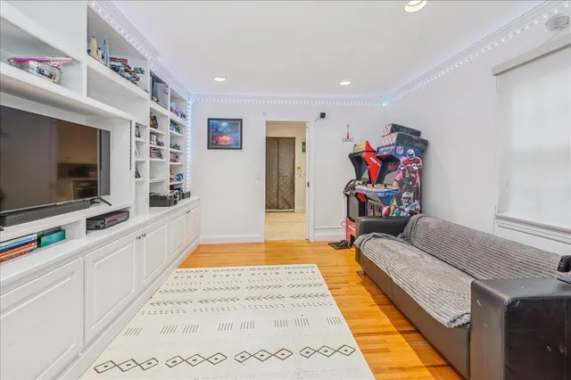 $899,000 | 42 Hannahs Road, Stamford, CT 06903