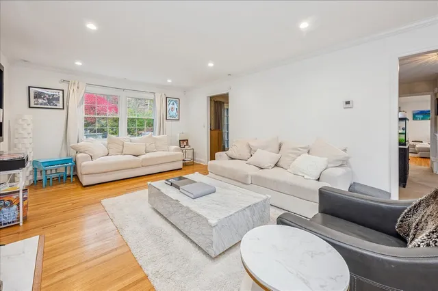 $899,000 | 42 Hannahs Road, Stamford, CT 06903