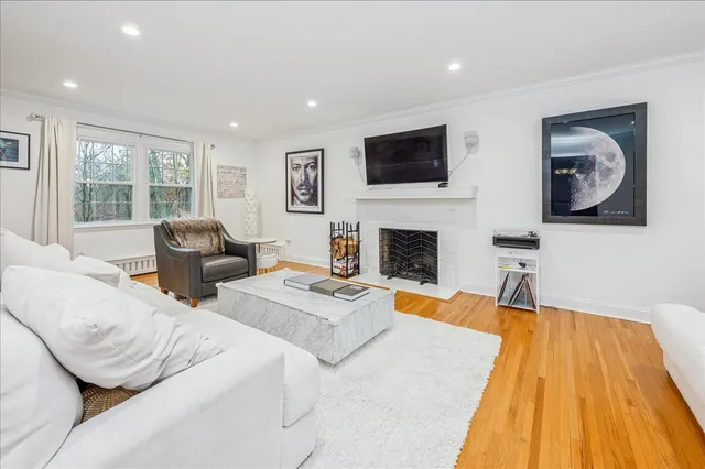 $899,000 | 42 Hannahs Road, Stamford, CT 06903