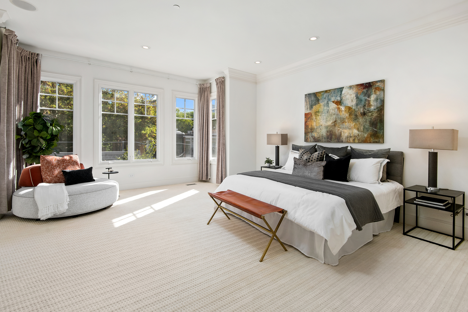 1921 North Mohawk Street Chicago, IL 60614 - Photo 14 of 44 a spacious bedroom with a bed and a large window