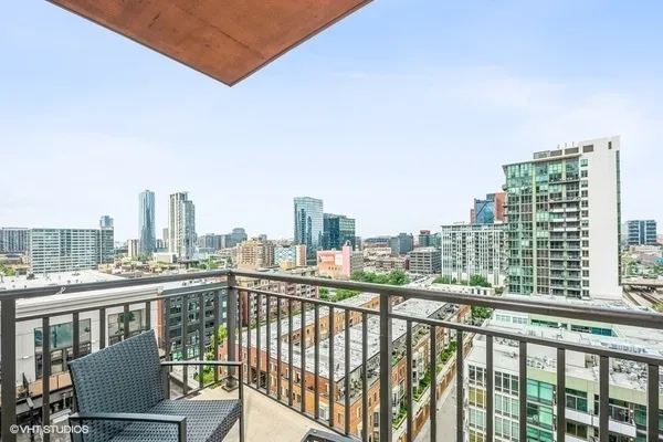 $3,950 | 330 North Jefferson Street, Unit 1405, Chicago, IL 60661