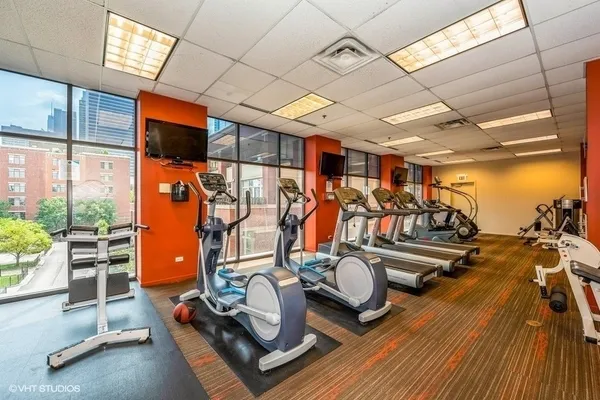 $3,950 | 330 North Jefferson Street, Unit 1405, Chicago, IL 60661