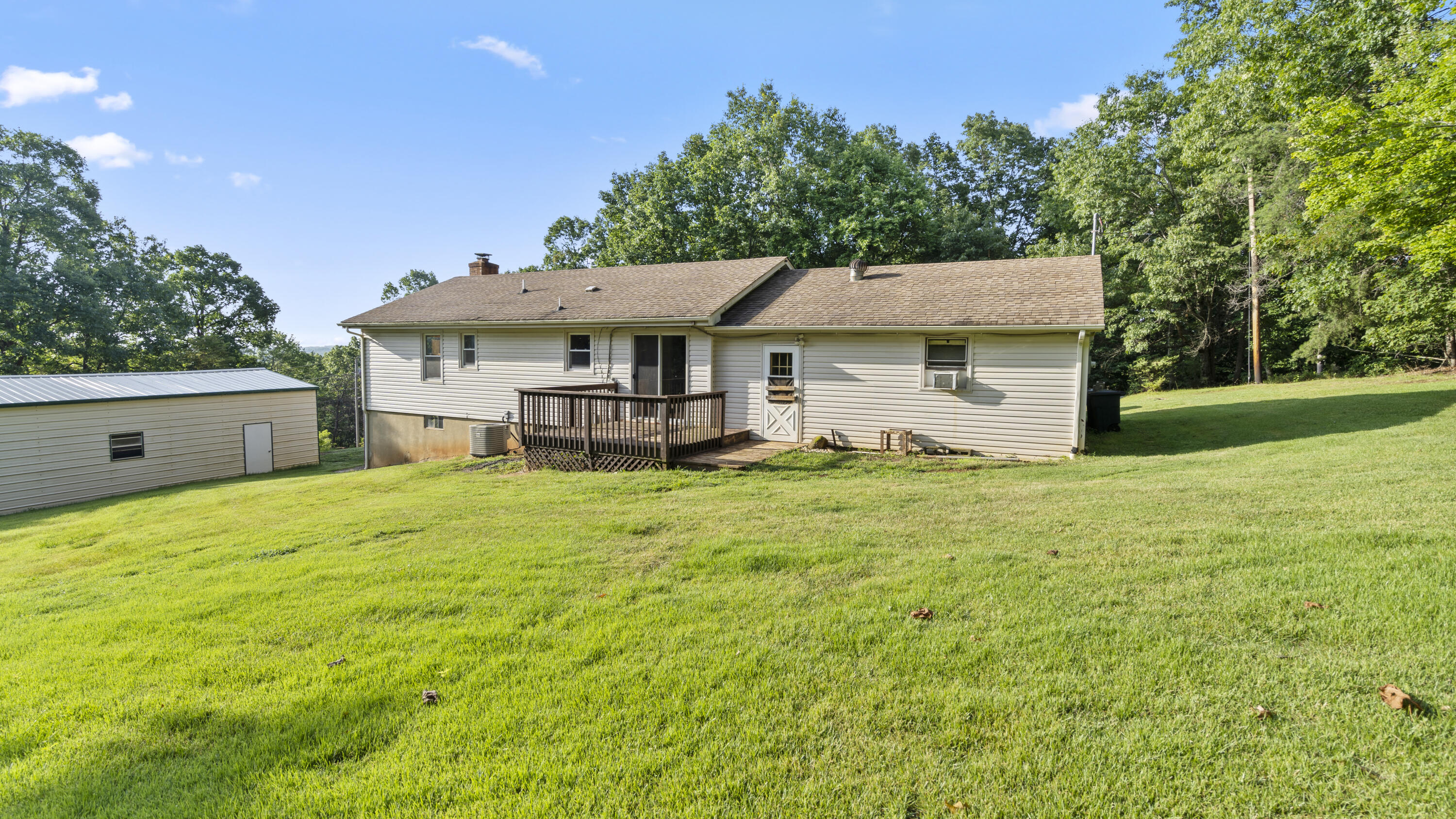 180 Ridgeway Road Hardy, VA 24101 - Photo 19 of 24 DSC02918