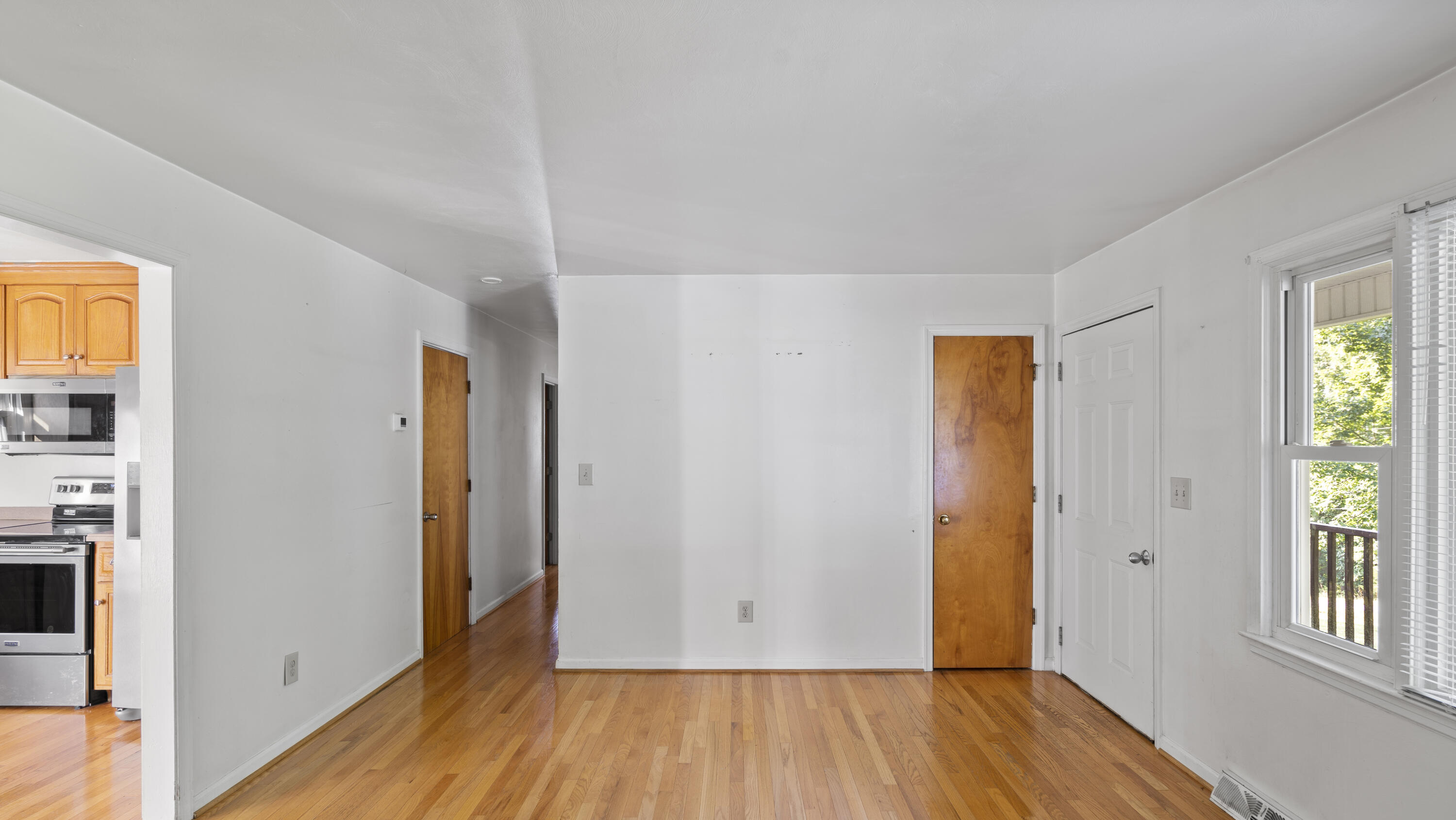 180 Ridgeway Road Hardy, VA 24101 - Photo 5 of 24 DSC02834