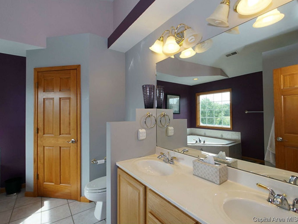 2101 Disar Drive Springfield, IL 62711 - Photo 16 of 24 Gallery Image 16