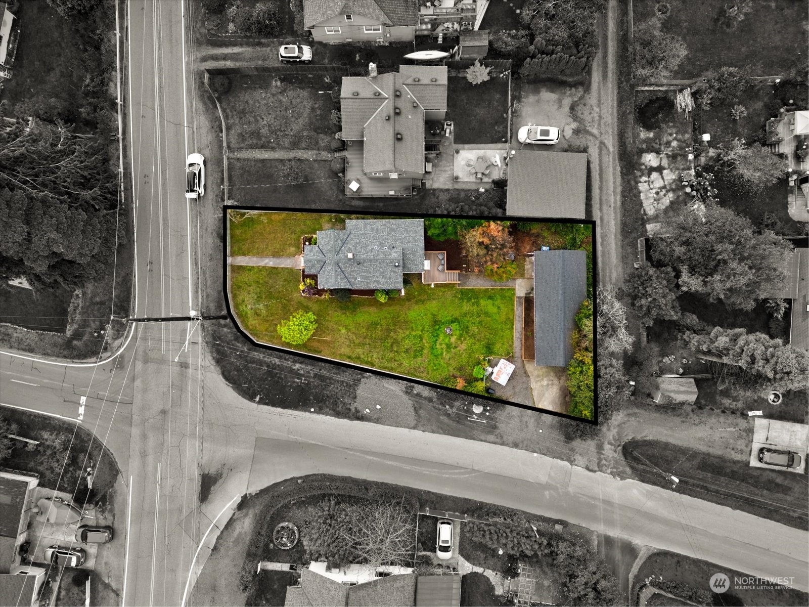 5514 Lowell Road Everett, WA 98203 - Photo 26 of 26 an aerial view of a swimming pool