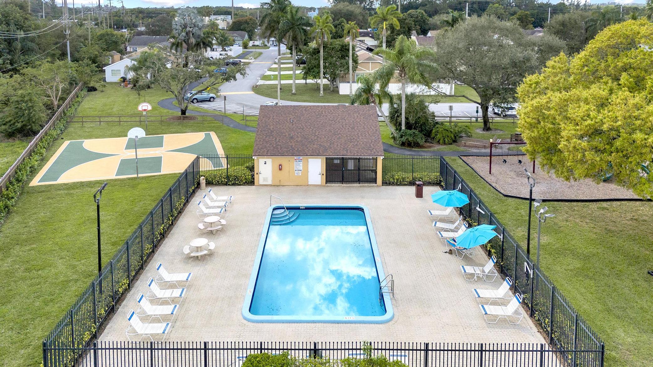 11117 Model Circle East Boca Raton, FL 33428 - Photo 34 of 34 DJI_0035