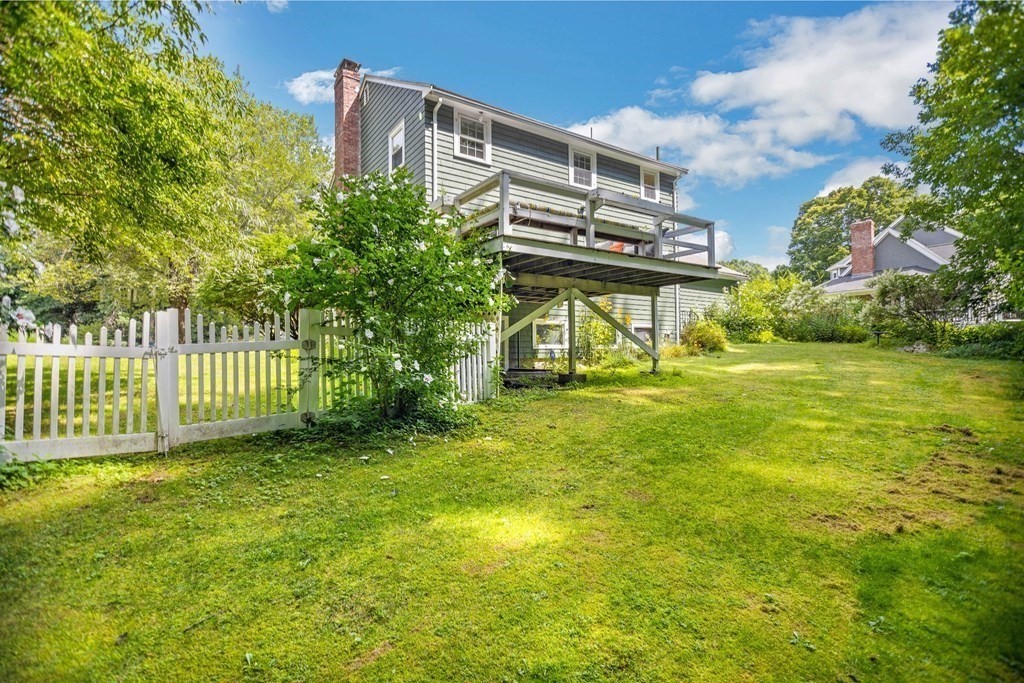 37 Hillcrest Road Medfield, MA 02052 - Photo 18 of 33 Gallery Image 18