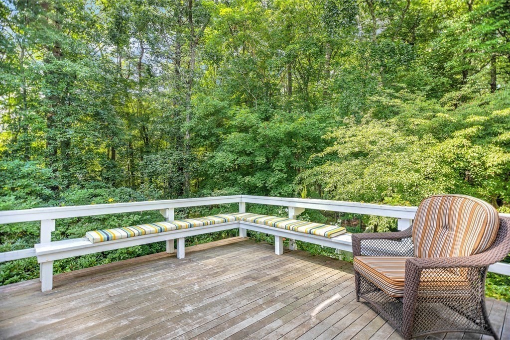 37 Hillcrest Road Medfield, MA 02052 - Photo 20 of 33 Gallery Image 20