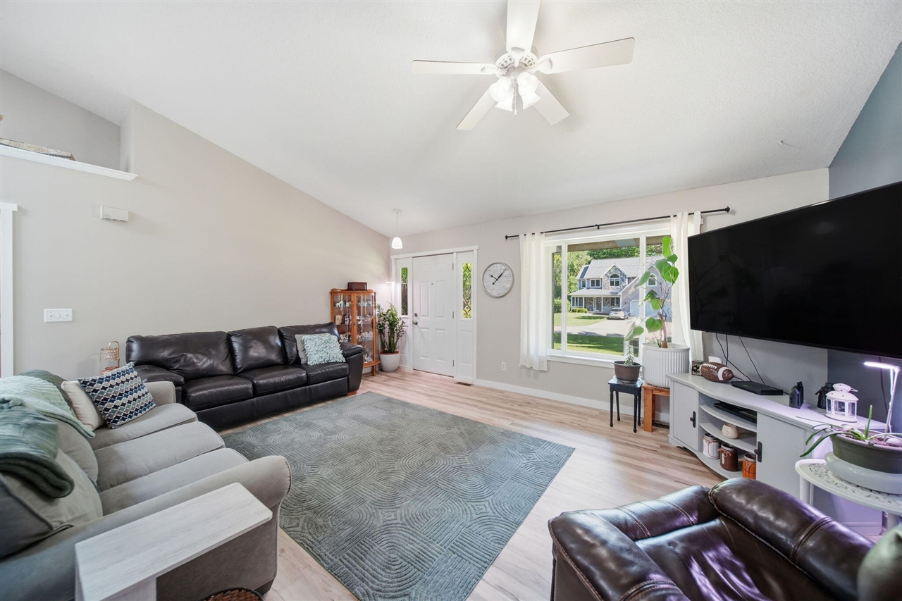 235 Keefer Street Concord, MI 49237 - Photo 7 of 57