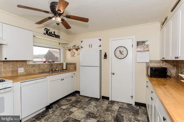 $214,000 | 3223 Lawsonia Road, Crisfield, MD 21817