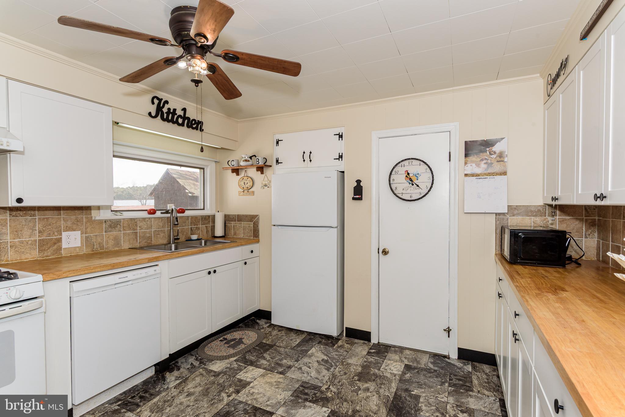 3223 Lawsonia Road Crisfield, MD 21817 - Photo 14 of 84