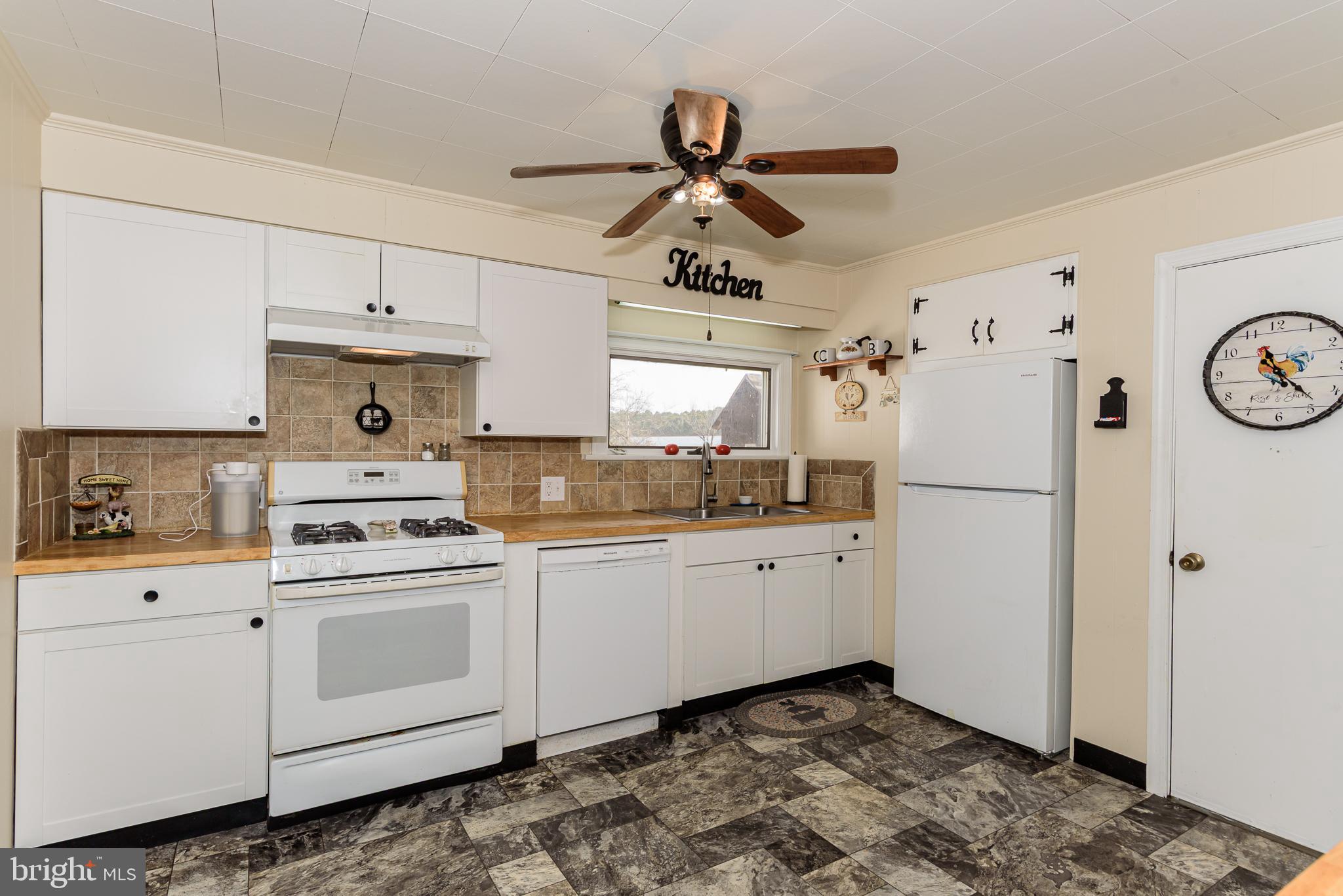 3223 Lawsonia Road Crisfield, MD 21817 - Photo 17 of 84