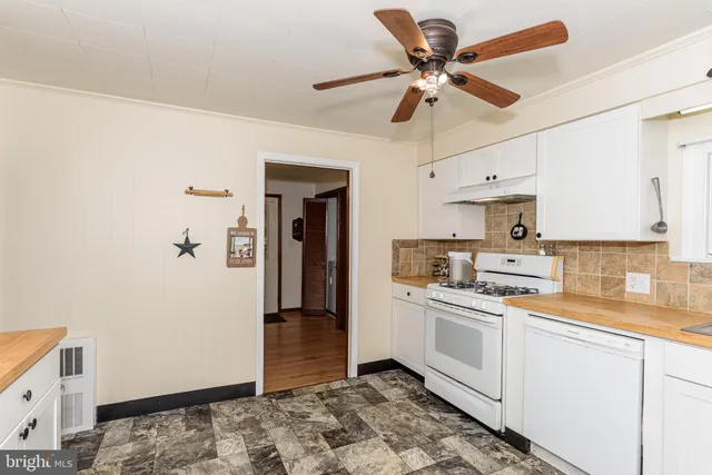 $214,000 | 3223 Lawsonia Road, Crisfield, MD 21817