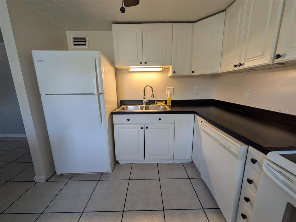 5547 Mallow Street New Port Richey, FL 34652 - Photo 8 of 22