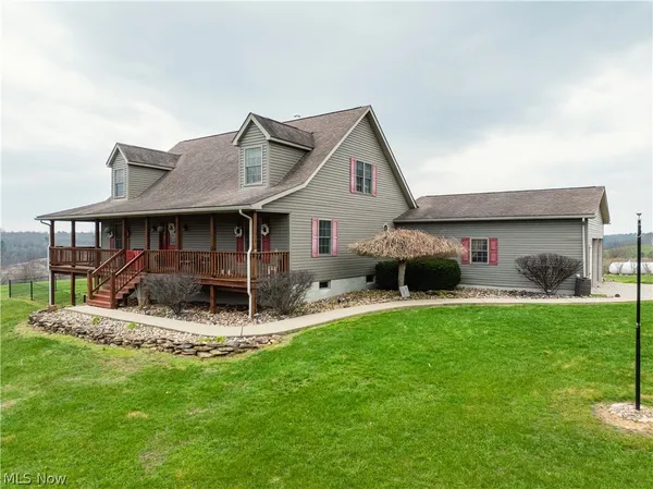 $640,000 | 18579 Hobbler Road, Kimbolton, OH 43749