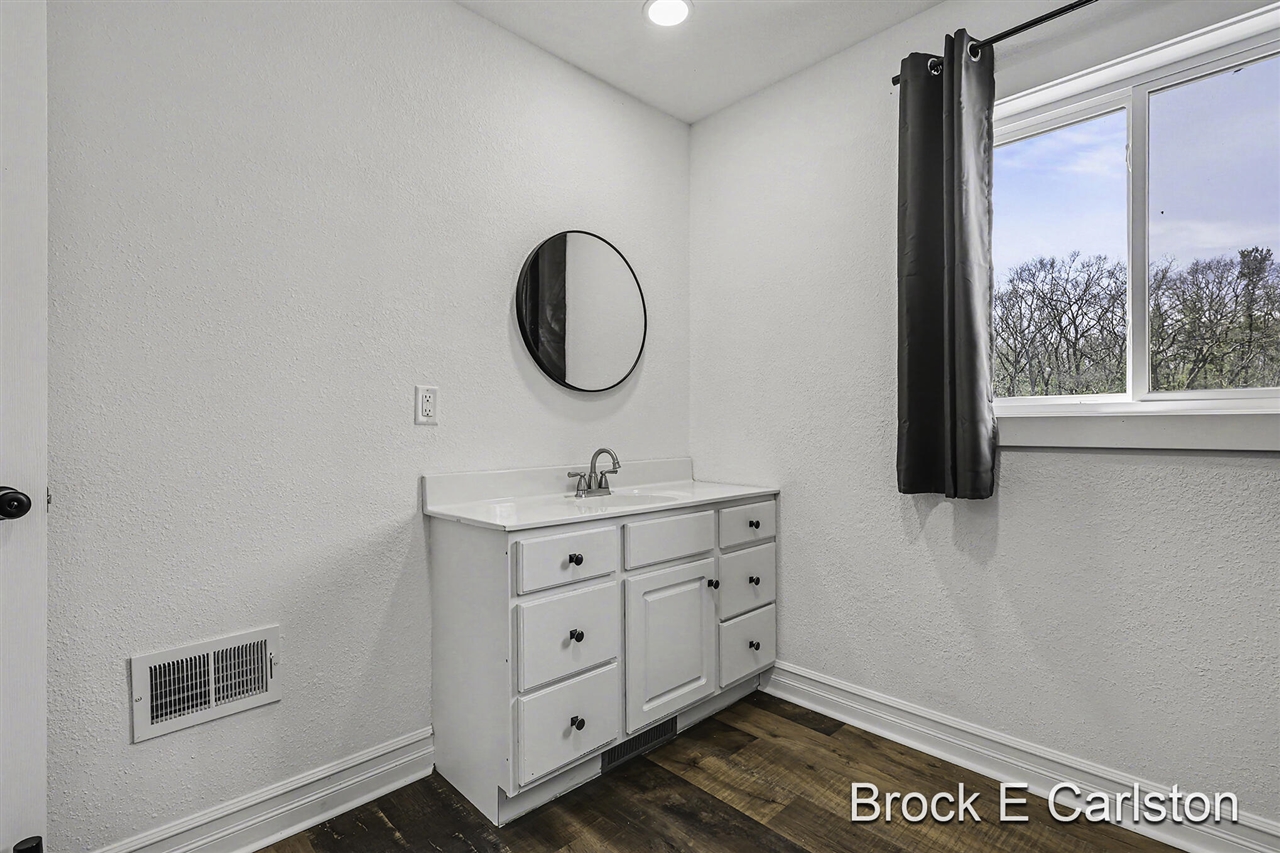 3233 Becker Road Muskegon, MI 49445 - Photo 28 of 55