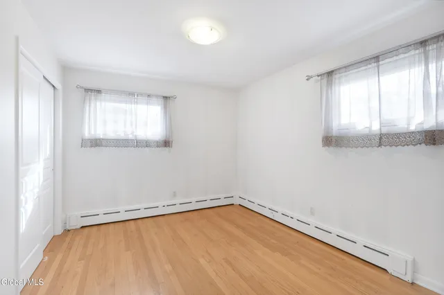 $2,700 | 188 Hackett Boulevard, Albany, NY 12209