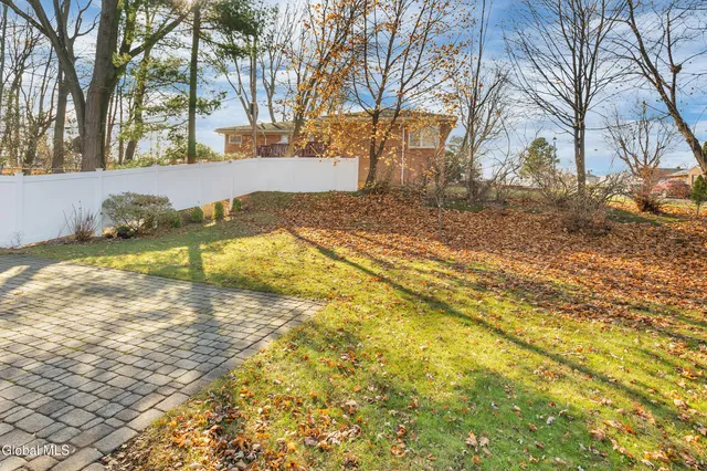 $2,700 | 188 Hackett Boulevard, Albany, NY 12209