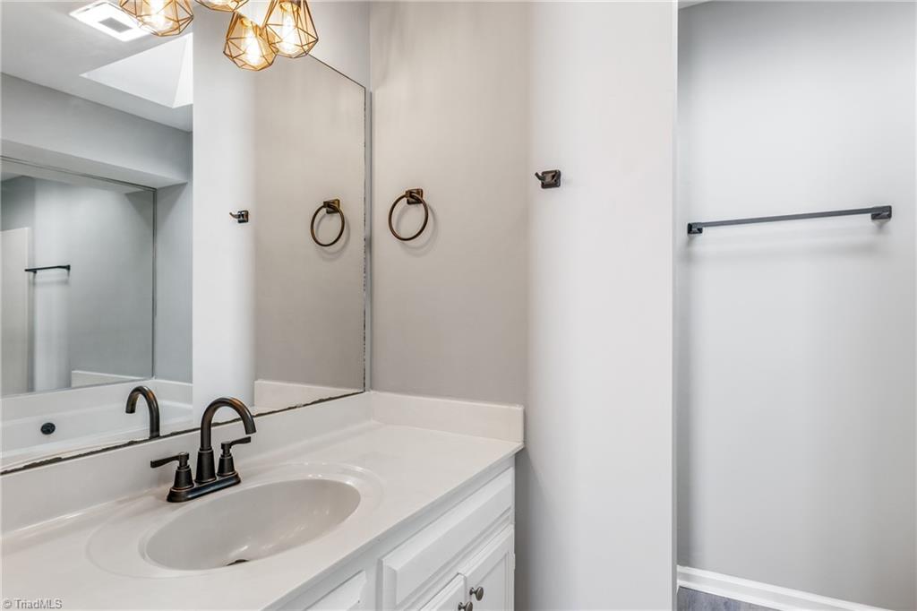 3715 Country Ridge Road Greensboro, NC 27405 - Photo 27 of 35 Gallery Image 27