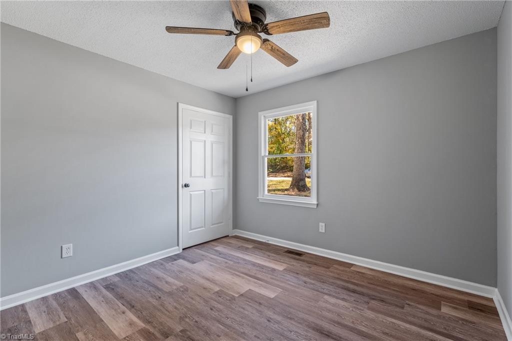 3715 Country Ridge Road Greensboro, NC 27405 - Photo 29 of 35 Gallery Image 29