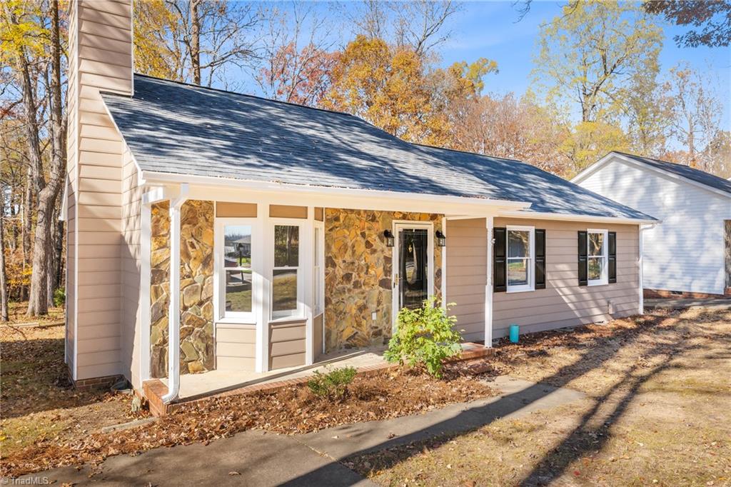 3715 Country Ridge Road Greensboro, NC 27405 - Photo 4 of 35 Gallery Image 4