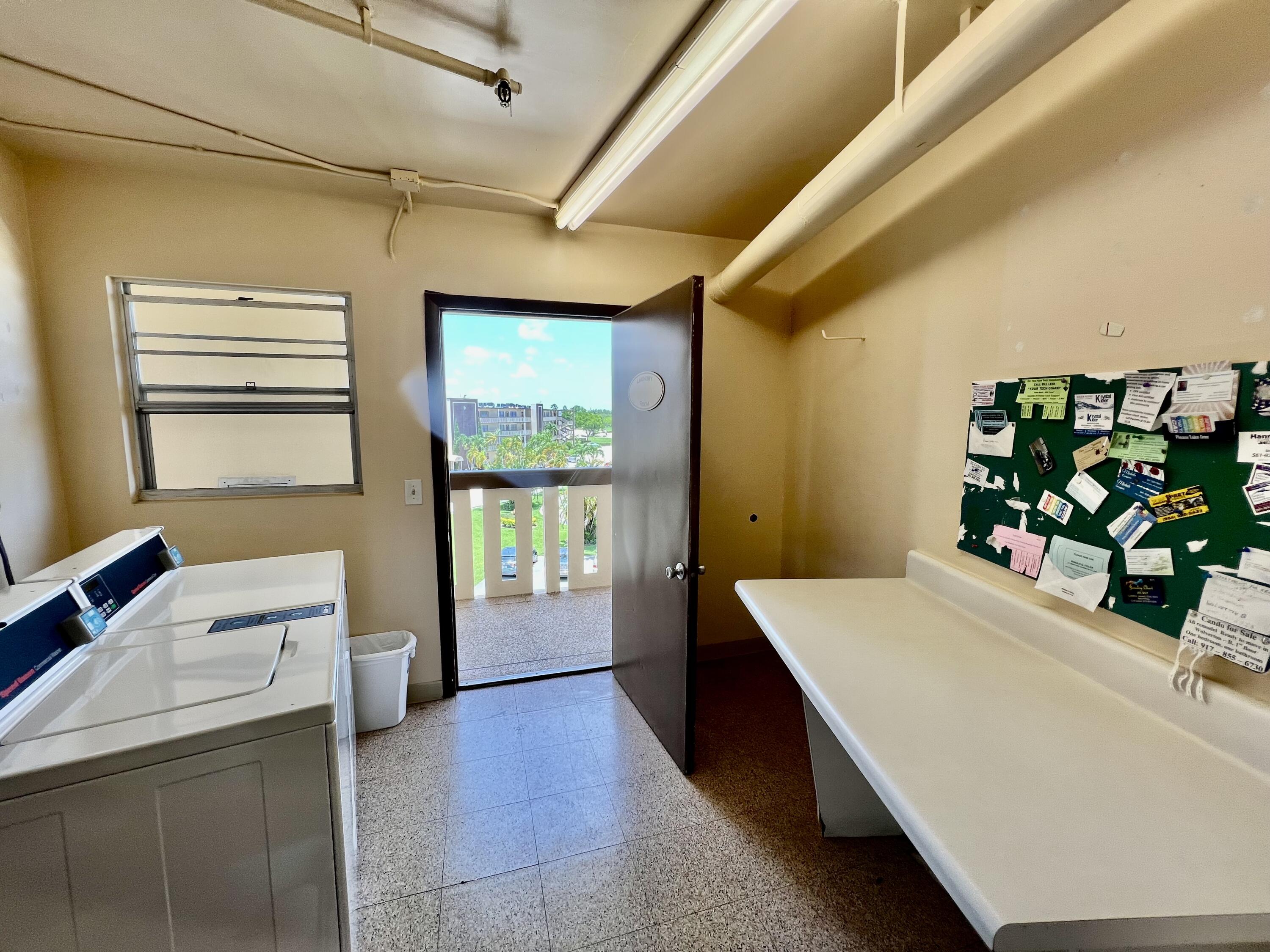 4047 Wolverton C, Unit C Boca Raton, FL 33434 - Photo 27 of 29 IMG_8589