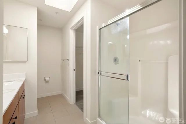 $620,000 | 3919 Latona Avenue Northeast, Unit 402, Seattle, WA 98105