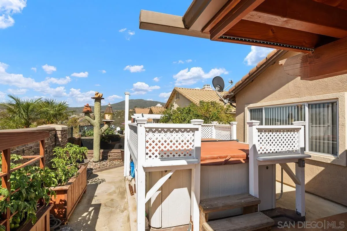 2516 Columbine Road Alpine, CA 91901 - Photo 26 of 33 a view of a patio with a table and chairs