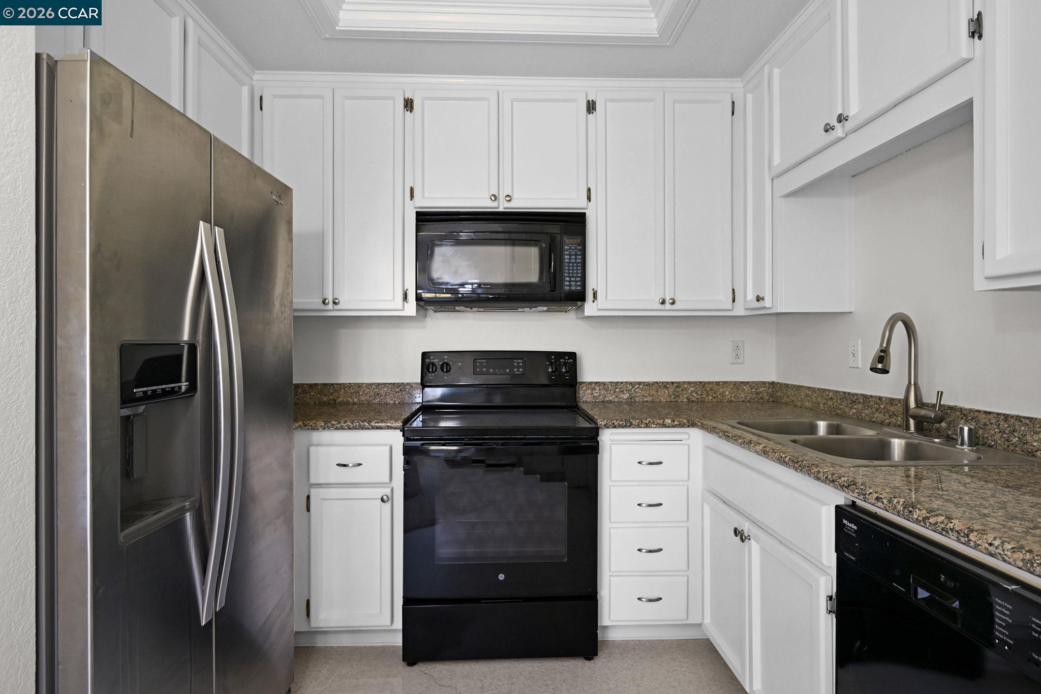 5012 Lakeview Drive, Unit 201 San Ramon, CA 94582 - Photo 13 of 32