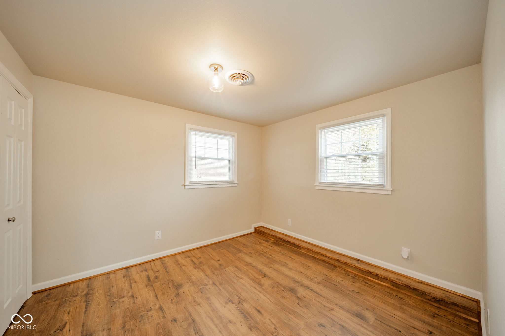807 Bittersweet Lane Anderson, IN 46011 - Photo 25 of 33