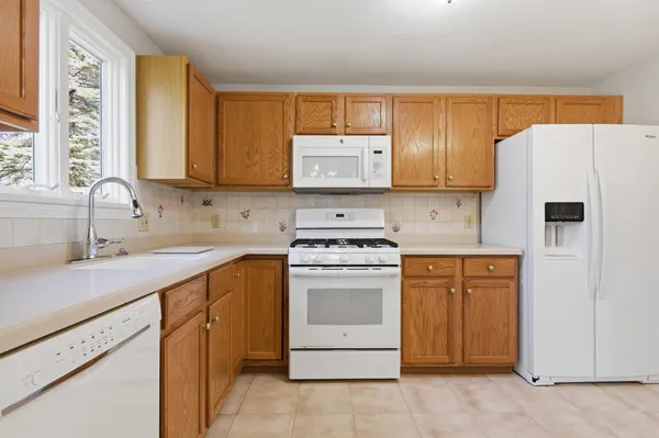 $479,900 | 72 Pine Hill Boulevard, Unit 72, Mashpee, MA 02649