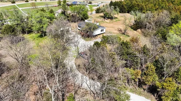 $374,900 | 470 East 2200 Road, Eudora, KS 66025