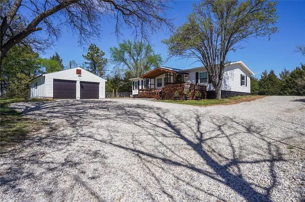 $374,900 | 470 East 2200 Road, Eudora, KS 66025