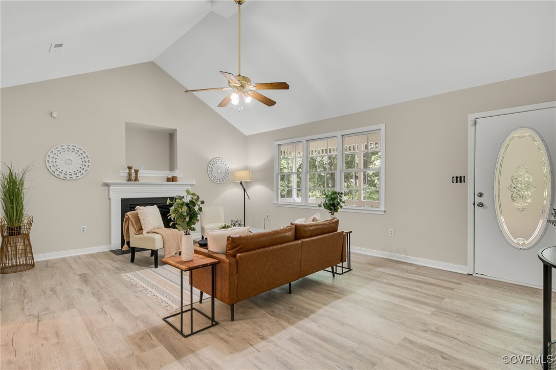 9225 Vaughan Road Petersburg, VA 23805 - Photo 5 of 24 Gallery Image 5
