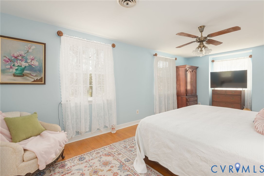 1400 Buford Road North Chesterfield, VA 23235 - Photo 21 of 50 Right Side - Large Walk-In Closet