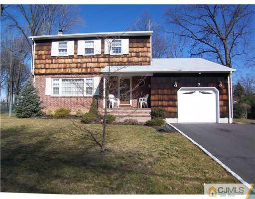 7 Periwinkle Place Colonia, NJ 07067 - Photo 1 of 21 Gallery Image 1