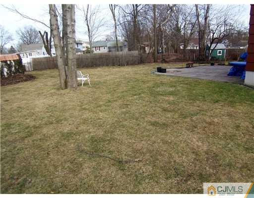 7 Periwinkle Place Colonia, NJ 07067 - Photo 21 of 21 Gallery Image 21