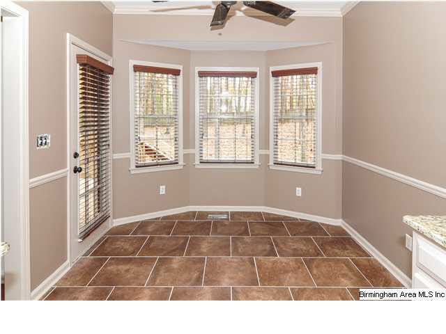 110 Grande View Circle Alabaster, AL 35114 - Photo 9 of 29