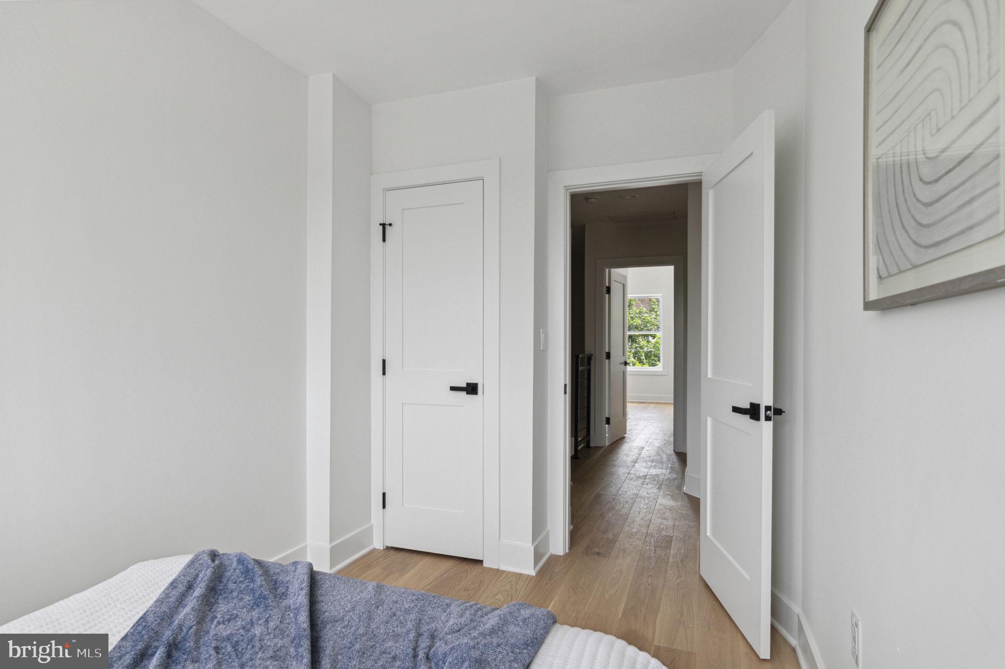 913 Emerson Street Northwest Washington, DC 20011 - Photo 21 of 37