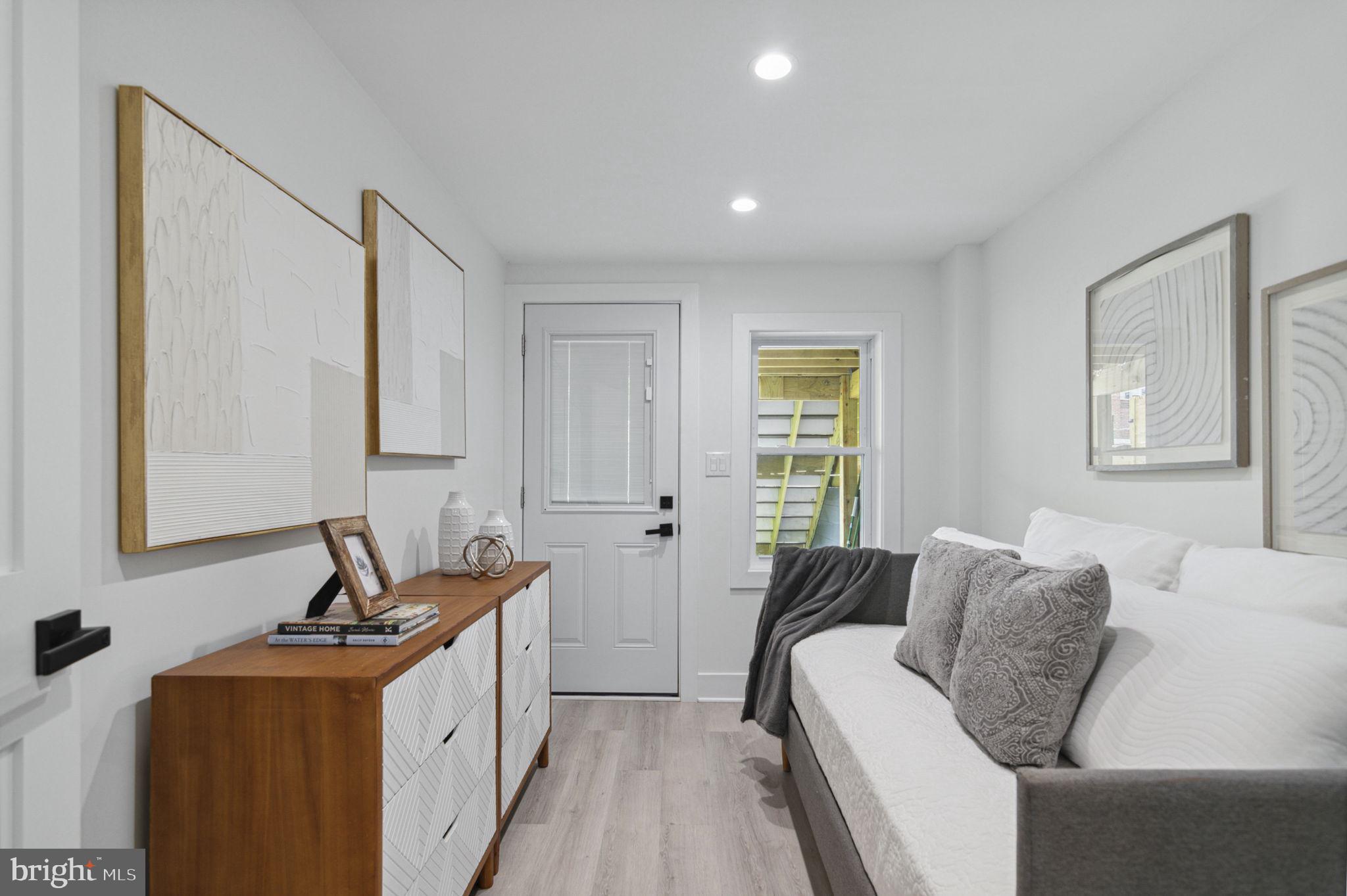 913 Emerson Street Northwest Washington, DC 20011 - Photo 28 of 37