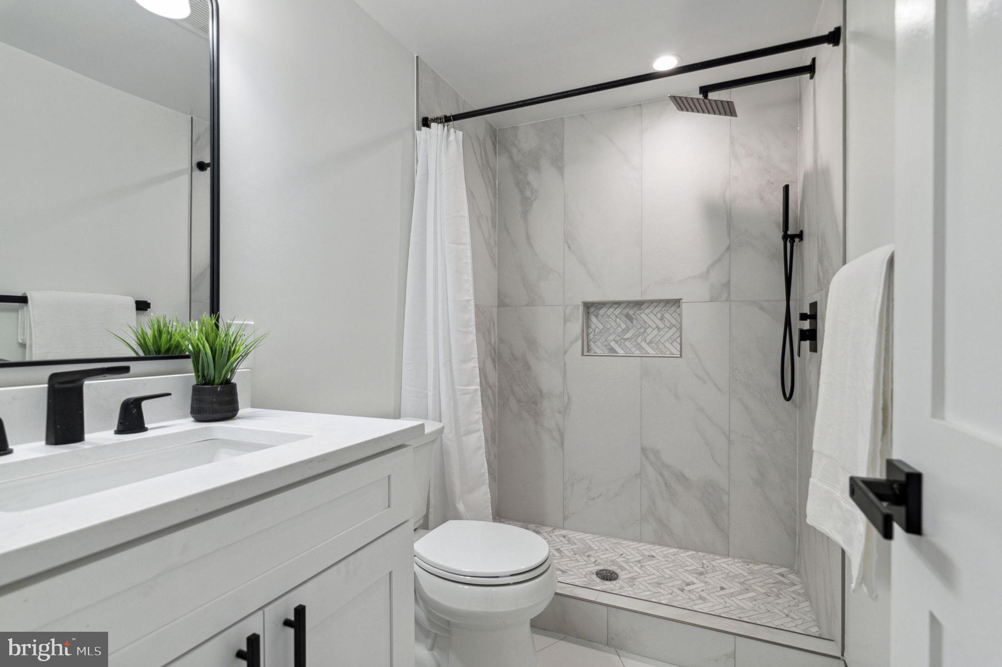 913 Emerson Street Northwest Washington, DC 20011 - Photo 31 of 37