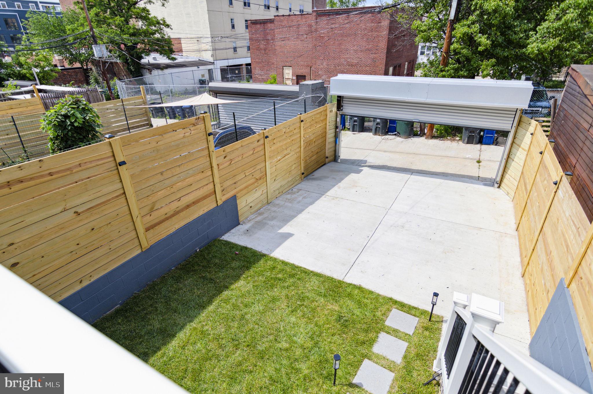 913 Emerson Street Northwest Washington, DC 20011 - Photo 35 of 37