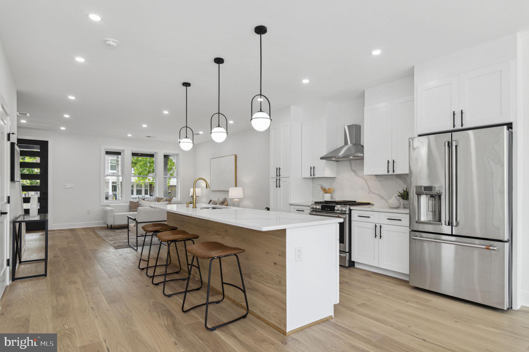 913 Emerson Street Northwest Washington, DC 20011 - Photo 9 of 37