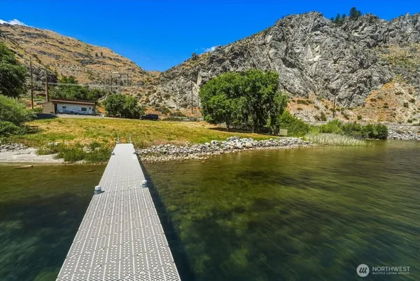 $549,000 | 200 Stayman Flats Road, Chelan, WA 98816